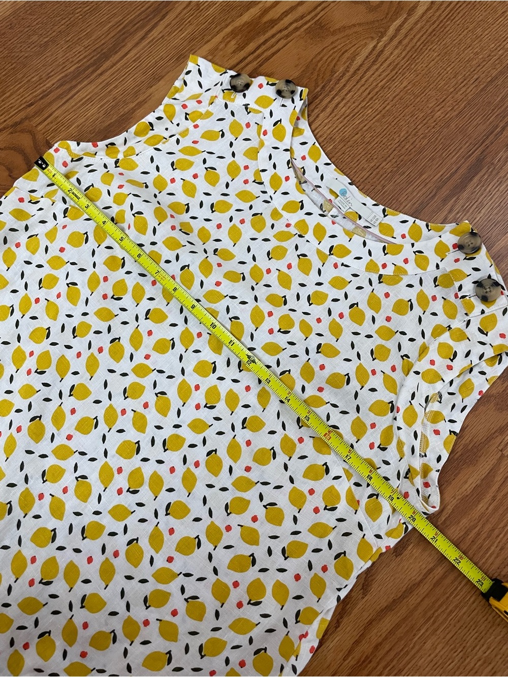 Boden Lemon Print 100% Linen Button Shoulder Top US 8R - Picture 8 of 9
